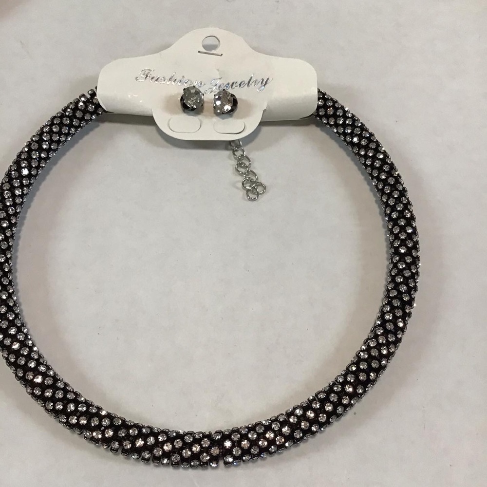 Necklace with earrings